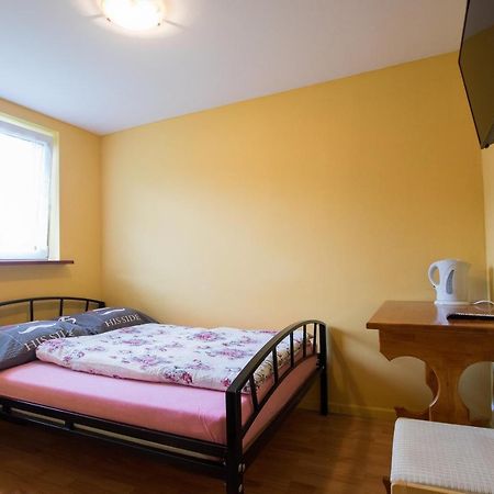 Noclegi Pod Lasem Solina 20 Exterior photo